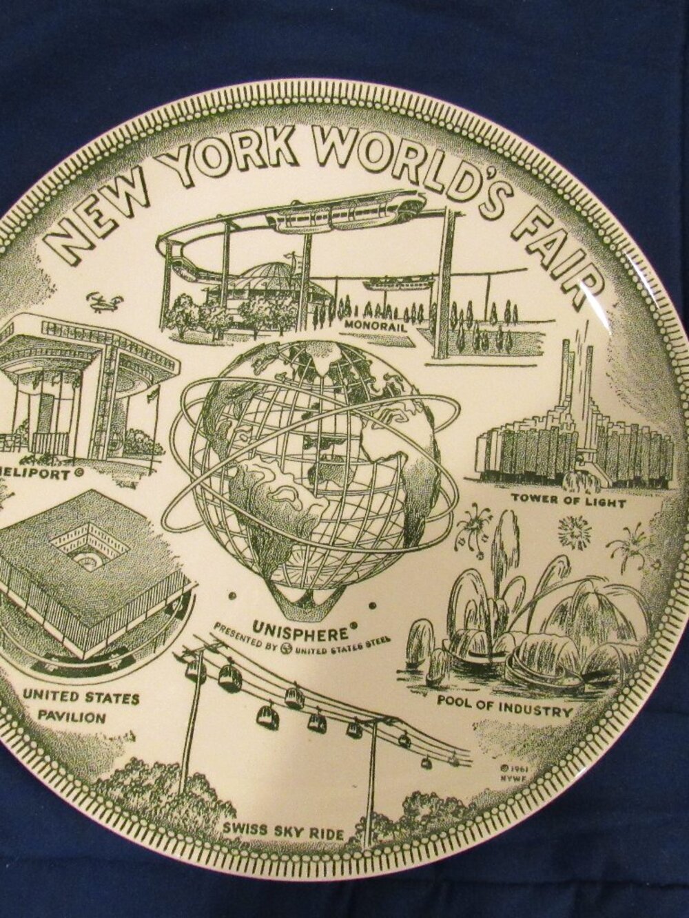 RARE VINTAGE 1964 WORLDS FAIR COMMEMORATIVE PLATE